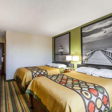 ซูเปอร์ 8 บาย วินด์แฮม คอลเลจพาร์ค วอช ดีซี แอเรีย Hotel ภายนอก รูปภาพ