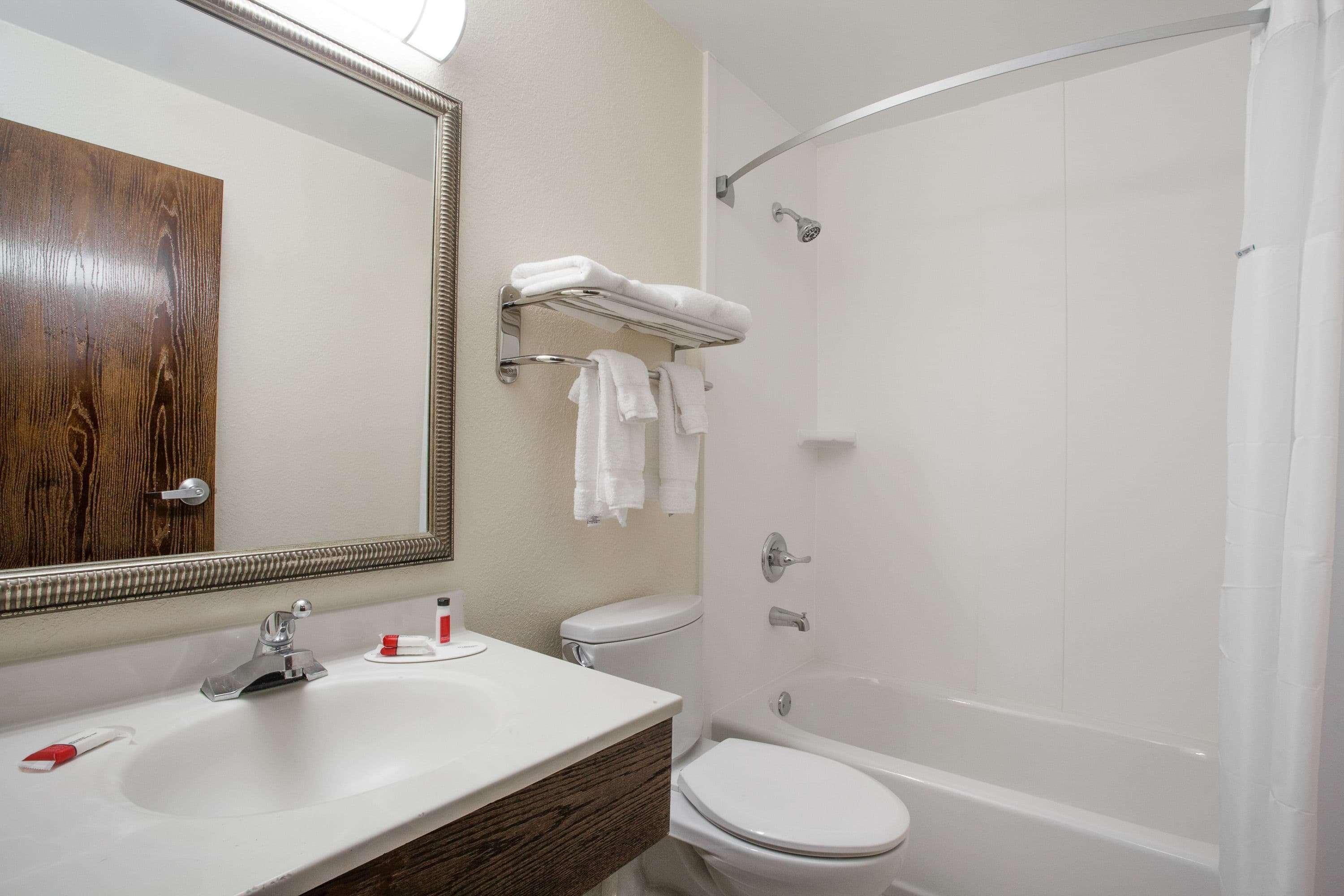ซูเปอร์ 8 บาย วินด์แฮม คอลเลจพาร์ค วอช ดีซี แอเรีย Hotel ภายนอก รูปภาพ