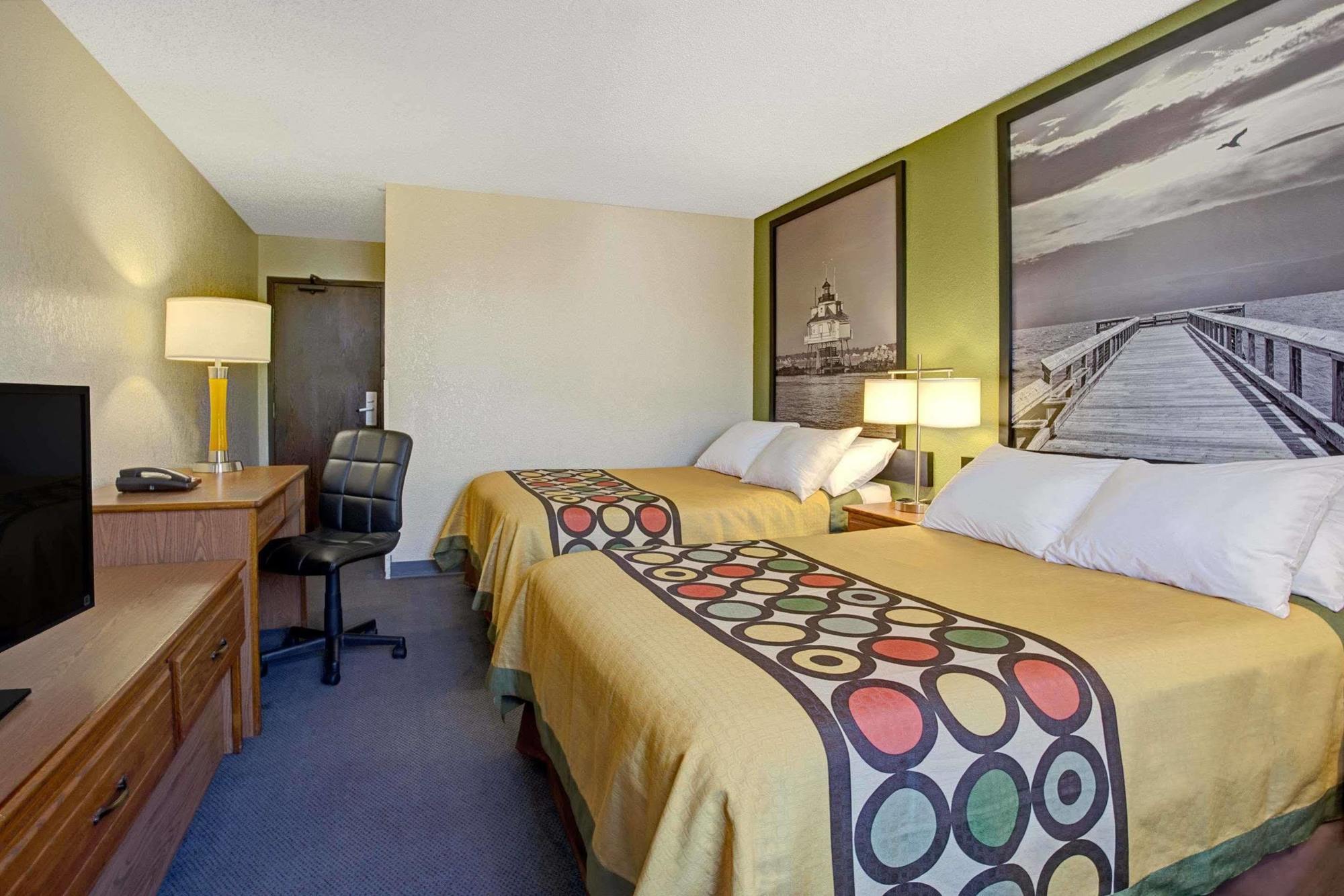 ซูเปอร์ 8 บาย วินด์แฮม คอลเลจพาร์ค วอช ดีซี แอเรีย Hotel ภายนอก รูปภาพ